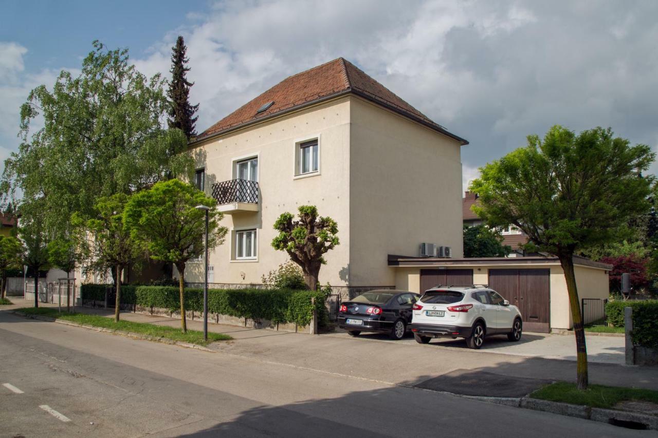 Vila Marija Любляна Екстериор снимка
